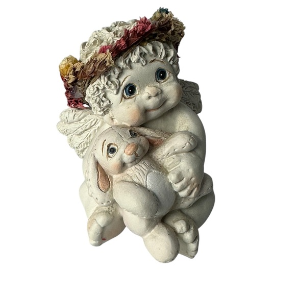 Dreamsicles Collectables Vintage “ Some Bunny to Love “ 1996 Figurine Used - Picture 2 of 6